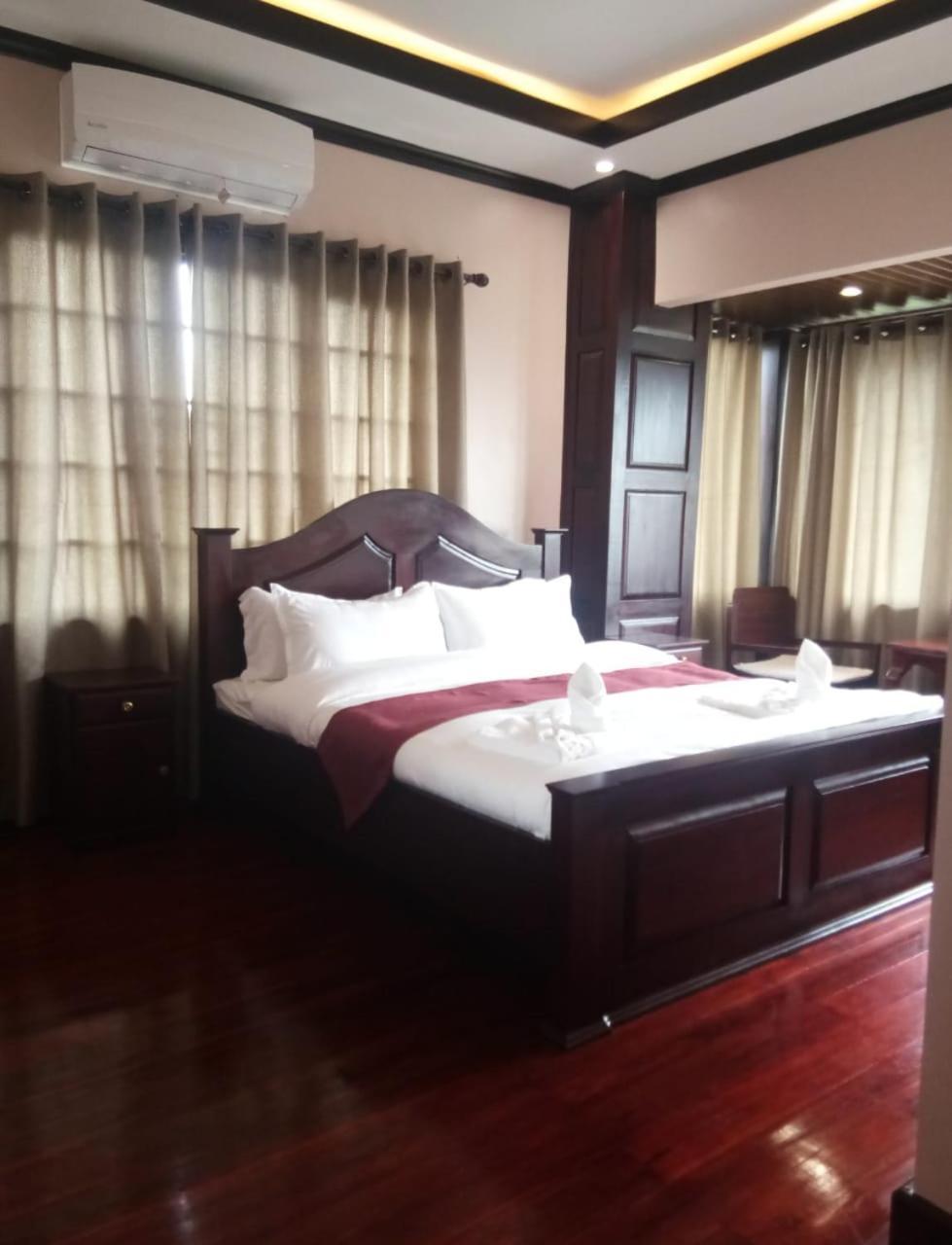 Singha Hotel Muang Xay Exterior photo