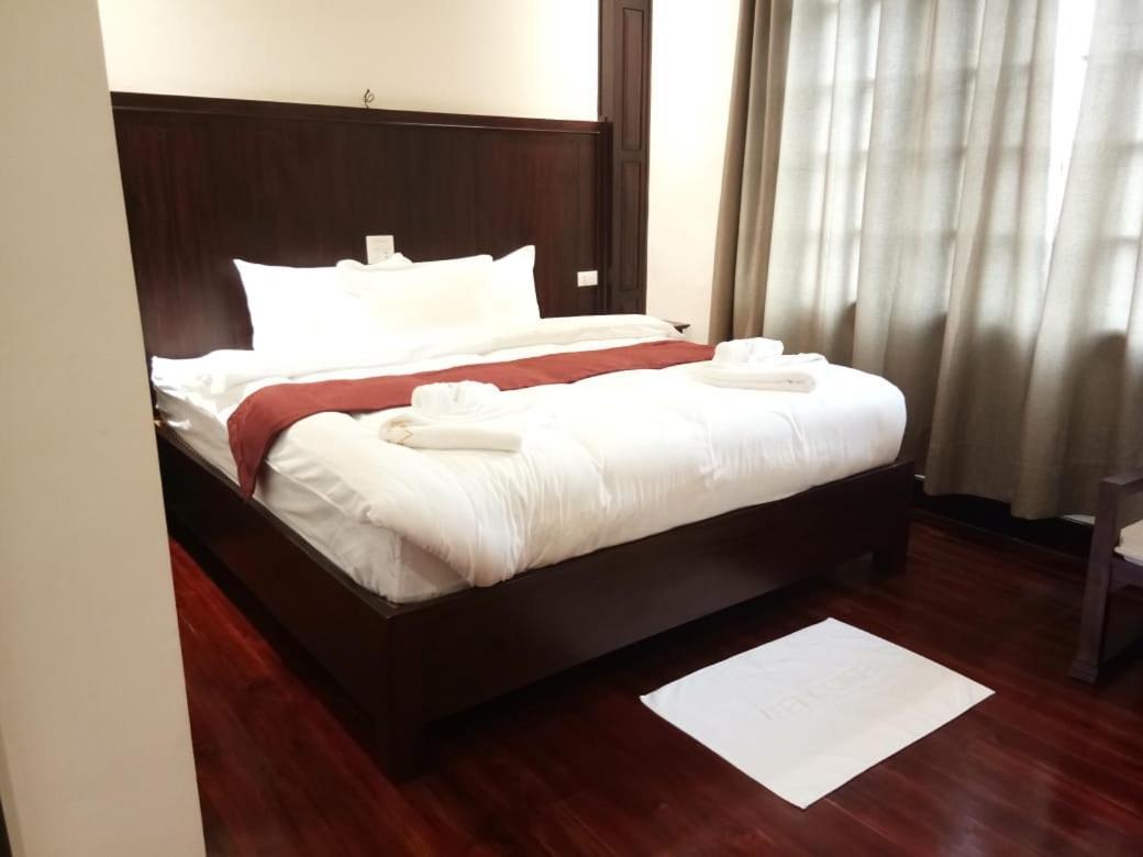 Singha Hotel Muang Xay Exterior photo